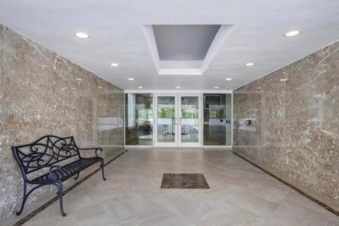 Copropriété à louer à Pompano Beach, Floride: 2 chambres, 148.64 m2 № 2079937 - photo 4