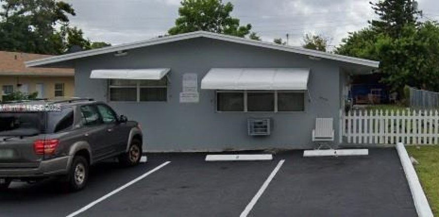 Villa ou maison à North Miami Beach, Floride 1 chambre, 55.74 m2 № 1889992