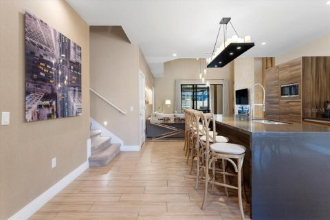 Adosado en venta en Kissimmee, Florida, 4 dormitorios, 218.88 m2 № 1905984 - foto 5