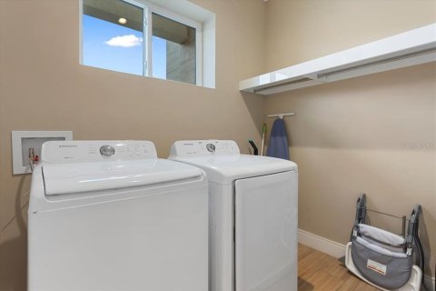 Adosado en venta en Kissimmee, Florida, 4 dormitorios, 218.88 m2 № 1905984 - foto 26