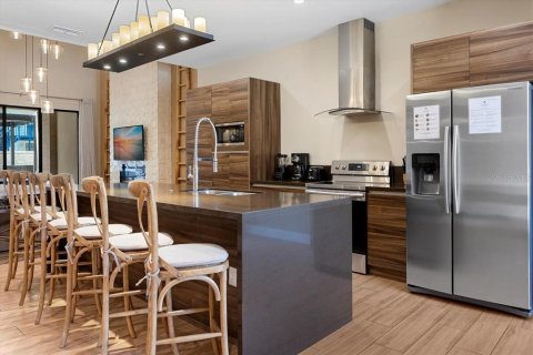 Adosado en venta en Kissimmee, Florida, 4 dormitorios, 218.88 m2 № 1905984 - foto 6