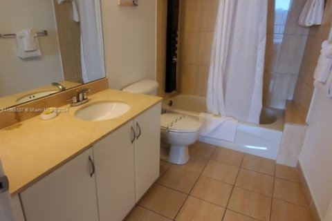 Condominio en venta en Miami, Florida, 2 dormitorios, 97.36 m2 № 1985530 - foto 8