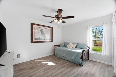 Villa ou maison à vendre à Cape Coral, Floride: 4 chambres, 149.85 m2 № 2141942 - photo 25