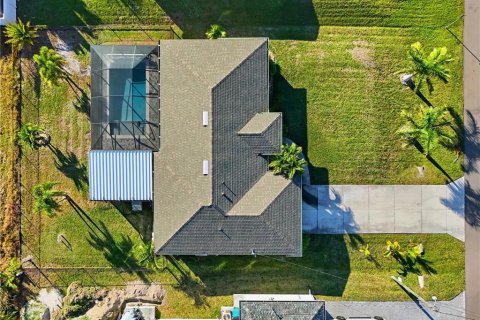 Villa ou maison à vendre à Cape Coral, Floride: 4 chambres, 149.85 m2 № 2141942 - photo 3