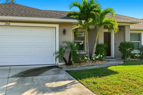 Villa ou maison à vendre à Cape Coral, Floride: 4 chambres, 149.85 m2 № 2141942 - photo 4