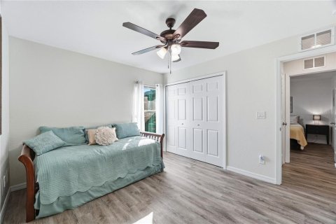 Villa ou maison à vendre à Cape Coral, Floride: 4 chambres, 149.85 m2 № 2141942 - photo 26