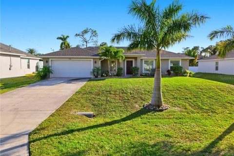 Villa ou maison à Cape Coral, Floride 4 chambres, 149.85 m2 № 2141942