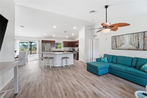 Villa ou maison à vendre à Cape Coral, Floride: 4 chambres, 149.85 m2 № 2141942 - photo 7