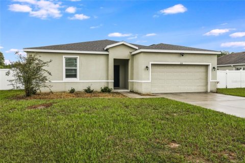House in Kissimmee, Florida 4 bedrooms, 166.57 sq.m. № 1912325 - photo 2