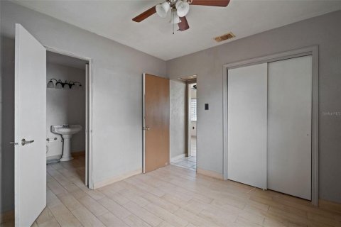 Casa en venta en Pinellas Park, Florida, 2 dormitorios, 82.13 m2 № 1643299 - foto 6