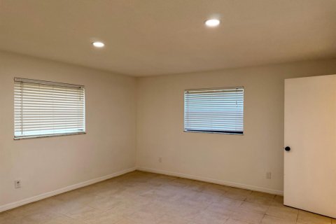 Condominio en venta en Vero Beach, Florida, 2 dormitorios, 104.98 m2 № 2183337 - foto 7
