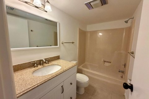 Condominio en venta en Vero Beach, Florida, 2 dormitorios, 104.98 m2 № 2183337 - foto 14