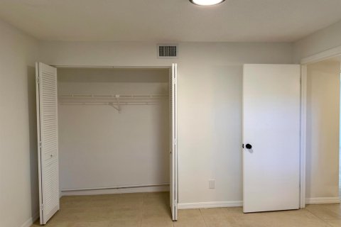 Condominio en venta en Vero Beach, Florida, 2 dormitorios, 104.98 m2 № 2183337 - foto 13