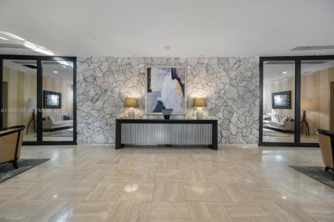 Condo in West Palm Beach, Florida, 2 bedrooms  № 1991353 - photo 19