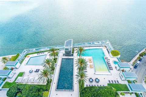 Condo in Miami, Florida, 2 bedrooms  № 1878719 - photo 21