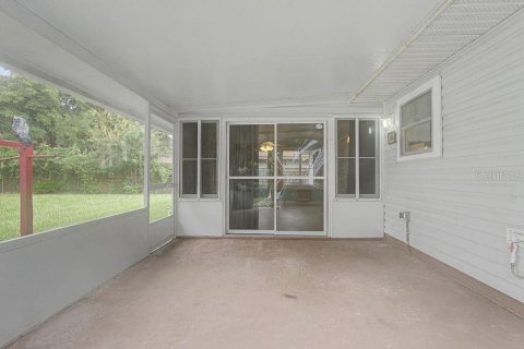 Casa en venta en Silver Springs Shores, Florida, 3 dormitorios, 119.29 m2 № 2221596 - foto 25