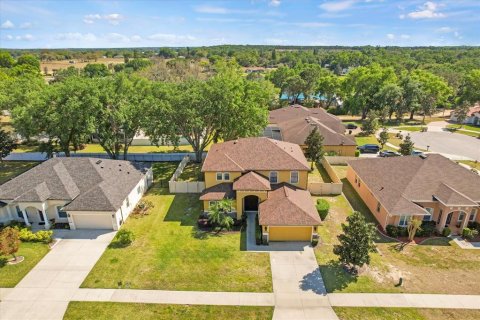 Villa ou maison à vendre à Clermont, Floride: 5 chambres, 285.77 m2 № 1598252 - photo 2