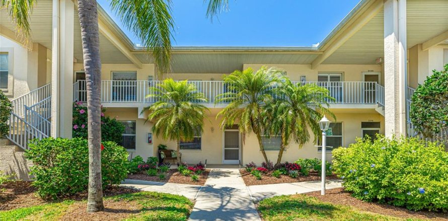 Condo in Sarasota, Florida, 2 bedrooms № 1650443