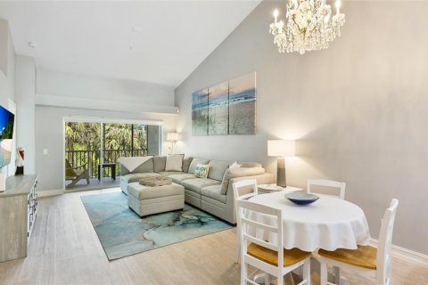 Condo in Sarasota, Florida, 2 bedrooms  № 1650443 - photo 4