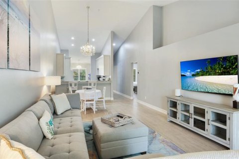 Condo in Sarasota, Florida, 2 bedrooms  № 1650443 - photo 7