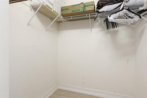 Condo in Sarasota, Florida, 2 bedrooms  № 1650443 - photo 19