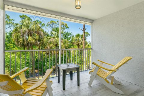 Condo in Sarasota, Florida, 2 bedrooms  № 1650443 - photo 23