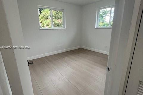 Townhouse in Miami, Florida 2 bedrooms, 144.93 sq.m. № 2068175 - photo 5