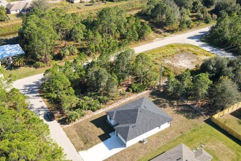 Villa ou maison à vendre à Palm Bay, Floride: 4 chambres, 167.22 m2 № 1675511 - photo 2