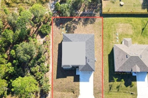 Villa ou maison à vendre à Palm Bay, Floride: 4 chambres, 167.22 m2 № 1675511 - photo 4