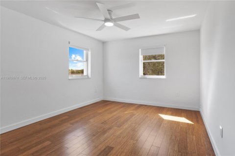 Townhouse in Miami, Florida 3 bedrooms, 211.82 sq.m. № 2040545 - photo 17