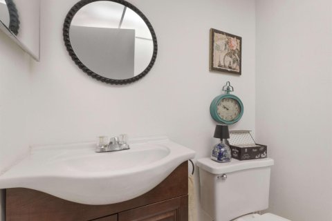 Condo in Delray Beach, Florida, 1 bedroom  № 2081465 - photo 12