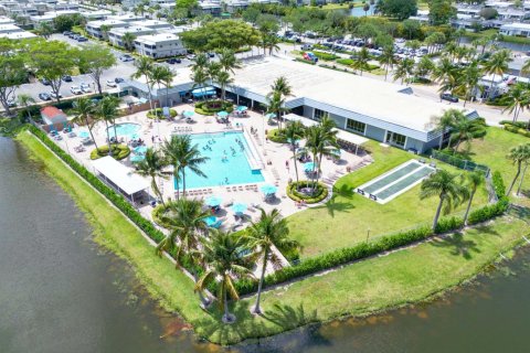 Condo in Delray Beach, Florida, 1 bedroom  № 2081465 - photo 27