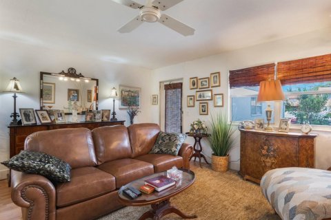 Condo in Delray Beach, Florida, 1 bedroom  № 2081465 - photo 9