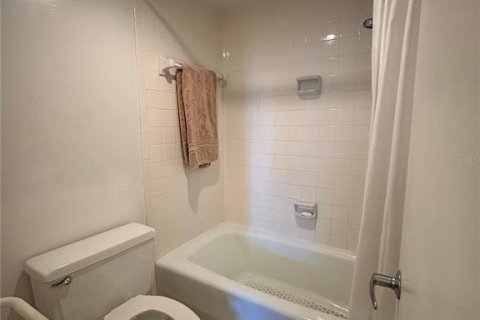 Купить кондоминиум в Сарасота, Флорида 5 комнат, 133.78м2, № 2391110 - фото 17
