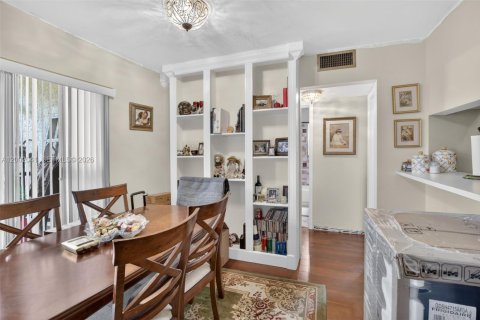 Condominio en alquiler en Oakland Park, Florida, 3 dormitorios, 93.18 m2 № 2067674 - foto 13