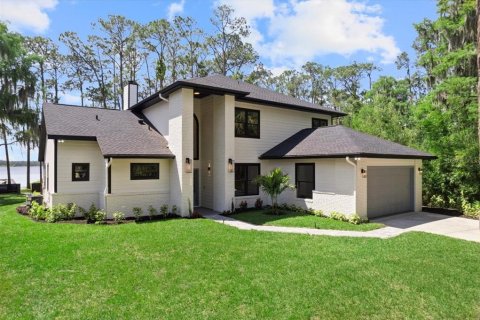 House in Orlando, Florida 4 bedrooms, 318.1 sq.m. № 1652112 - photo 5