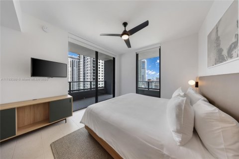 Condo in Miami, Florida, 2 bedrooms  № 1934692 - photo 7