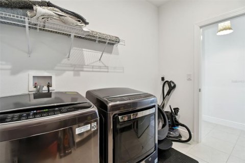 Снять в аренду виллу или дом в Парриш, Флорида 7 комнат, 232.26м2, № 1743029 - фото 22