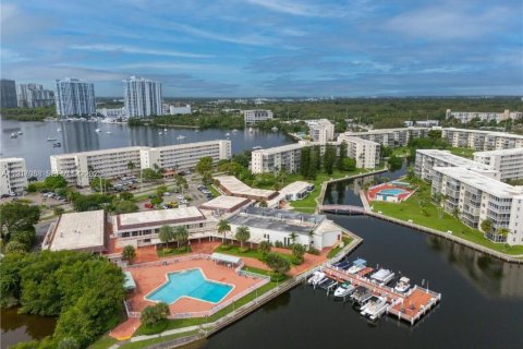 Купить кондоминиум в Авентура, Флорида 1 спальня, 70.88м2, № 1976646 - фото 10