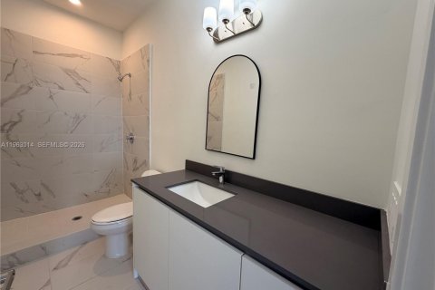 Touwnhouse à louer à Homestead, Floride: 4 chambres, 154.78 m2 № 2023965 - photo 9