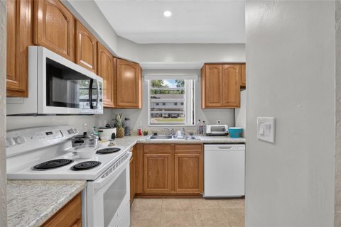 Condominio en venta en Gainesville, Florida, 2 dormitorios, 89.19 m2 № 2222773 - foto 26