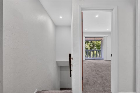 Condominio en venta en Gainesville, Florida, 2 dormitorios, 89.19 m2 № 2222773 - foto 14