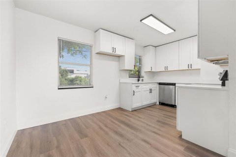 Casa en venta en Merrit Island, Florida, 3 dormitorios, 82.5 m2 № 2385718 - foto 11