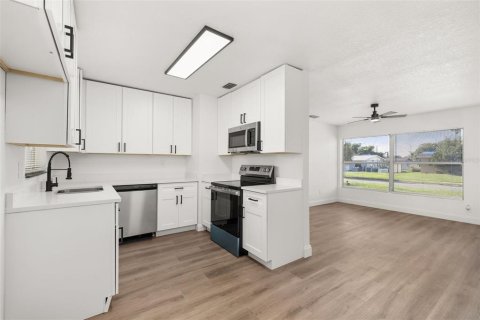 Casa en venta en Merrit Island, Florida, 3 dormitorios, 82.5 m2 № 2385718 - foto 13