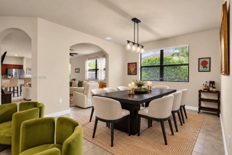 Casa en venta en Homestead, Florida, 5 dormitorios, 236.9 m2 № 2385327 - foto 16