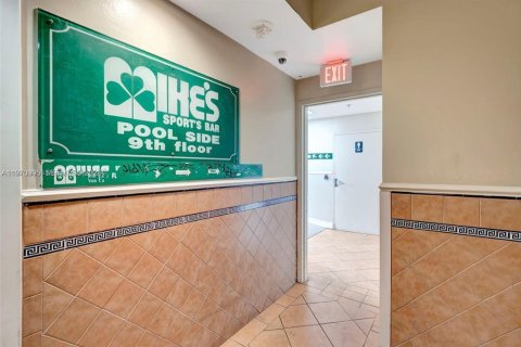 Condominio en alquiler en Miami, Florida, 35.3 m2 № 2033641 - foto 19