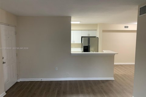 Снять в аренду кондоминиум в Хомстед, Флорида 3 спальни, 104.61м2, № 2036011 - фото 4