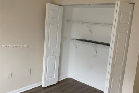 Снять в аренду кондоминиум в Хомстед, Флорида 3 спальни, 104.61м2, № 2036011 - фото 13