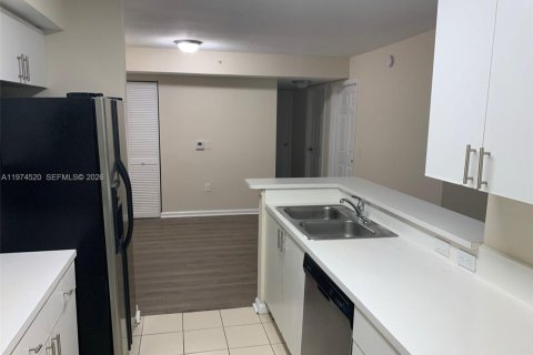 Снять в аренду кондоминиум в Хомстед, Флорида 3 спальни, 104.61м2, № 2036011 - фото 5