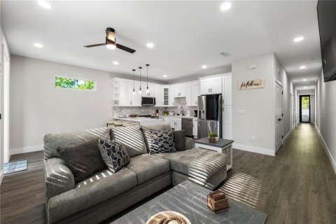 Immobilier commercial à vendre à Brooksville, Floride: 4 chambres, 228.91 m2 № 2102812 - photo 17